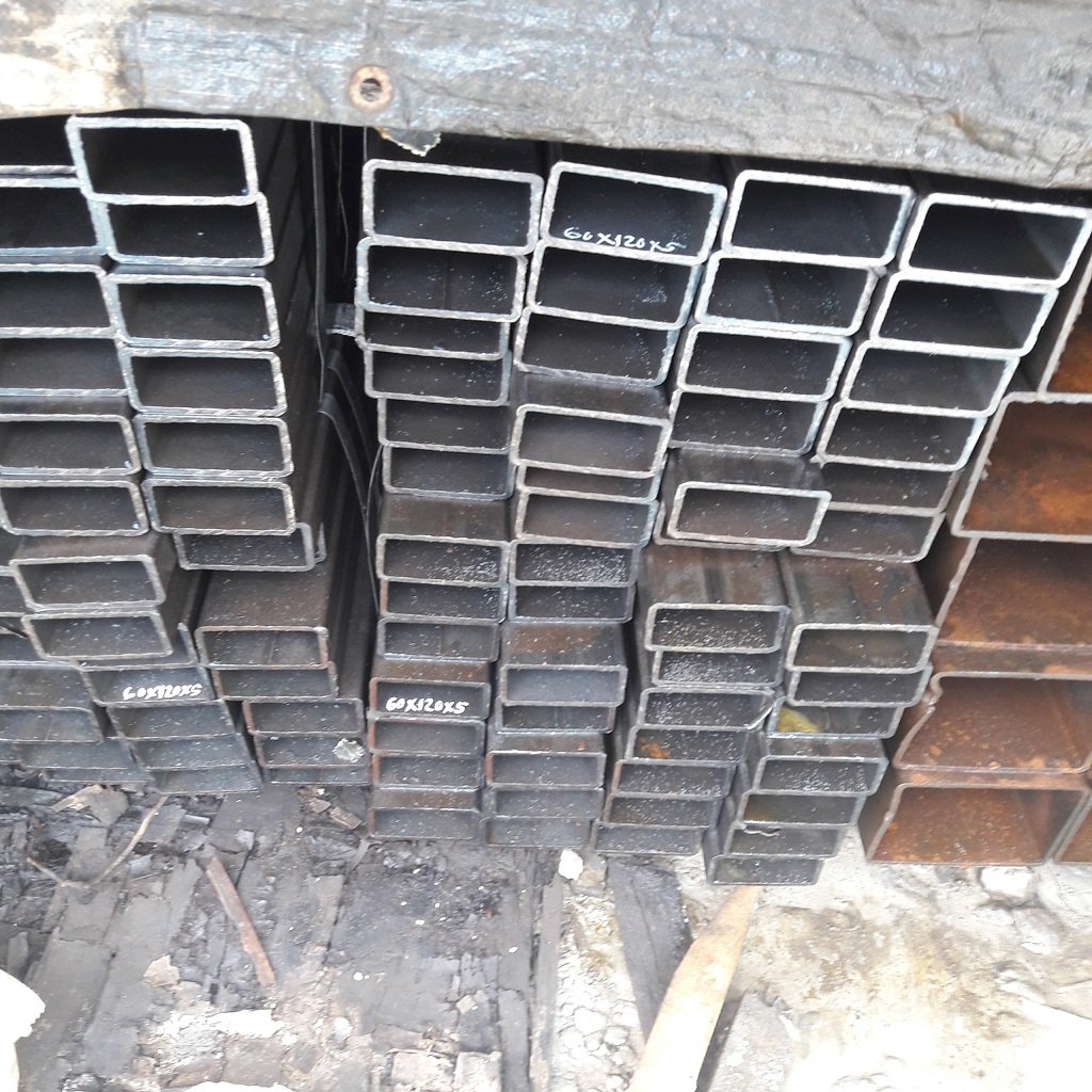 Thép hộp chữ nhật 40×80