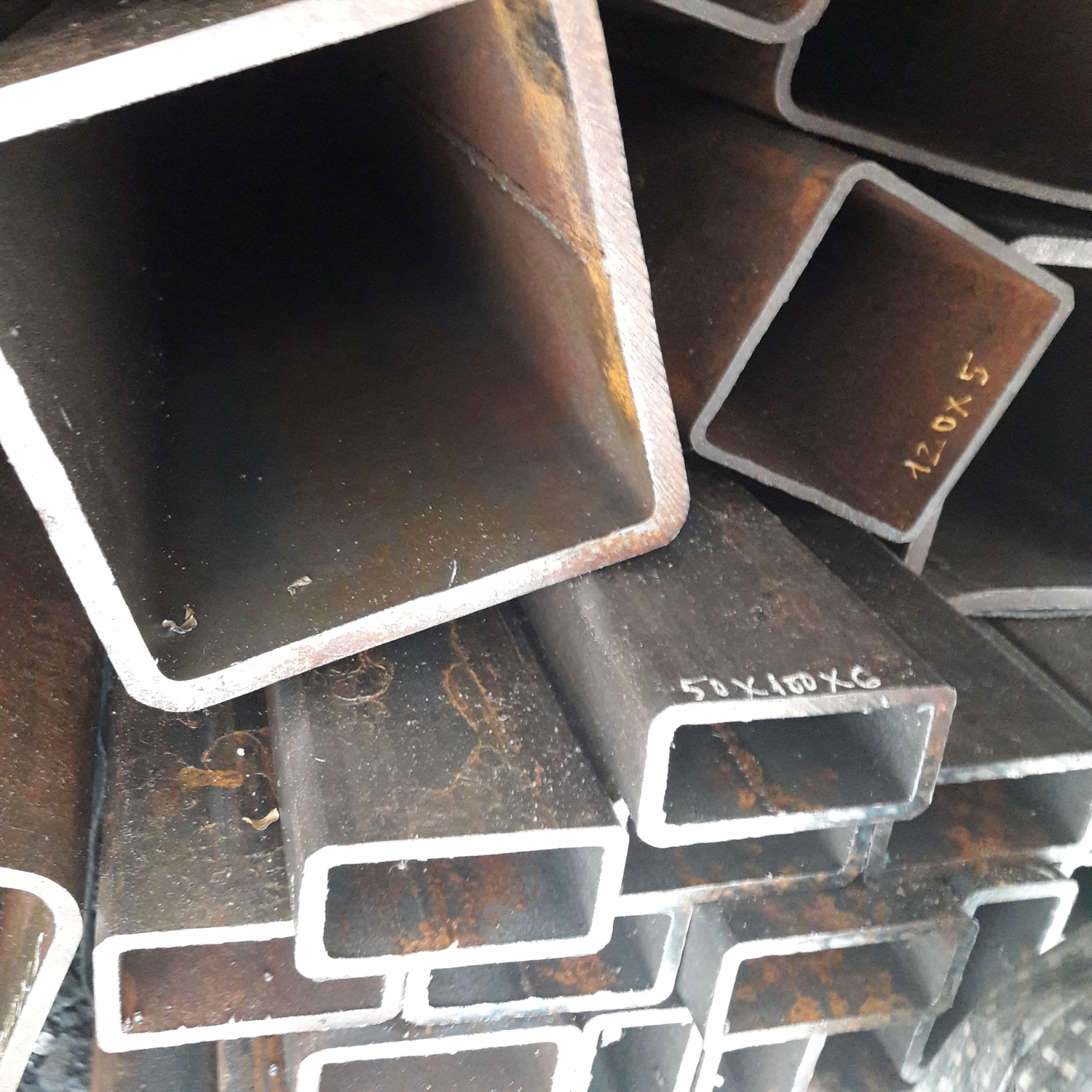 Thép hộp chữ nhật 50x100